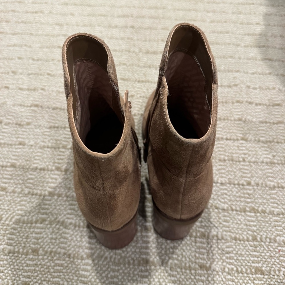 Cole Haan Foster Inside Zip Tan Suede Bootie | Size 7 - Picture 4 of 6